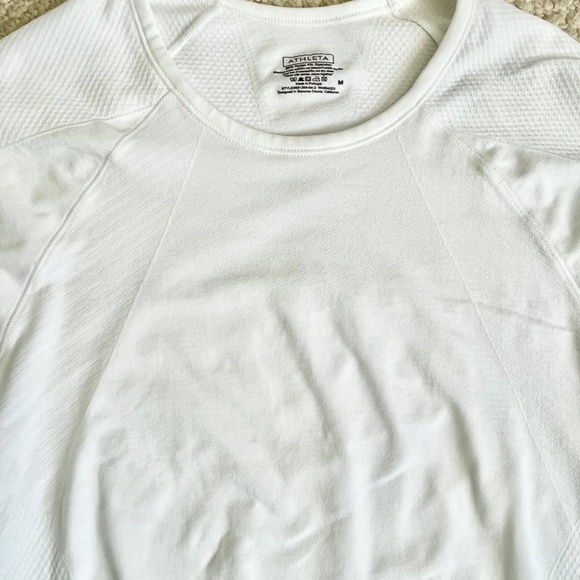Athleta In Motion Shirt, Medium - Picture 2 of 7